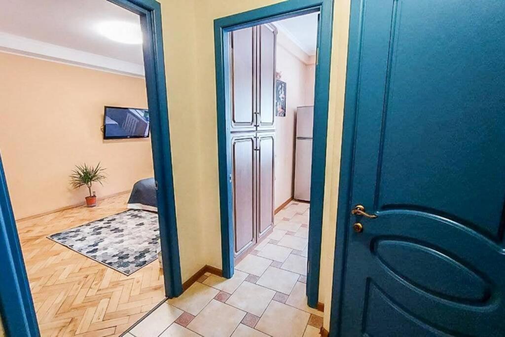 Cozy Flat Lejlighed Kiev Eksteriør billede